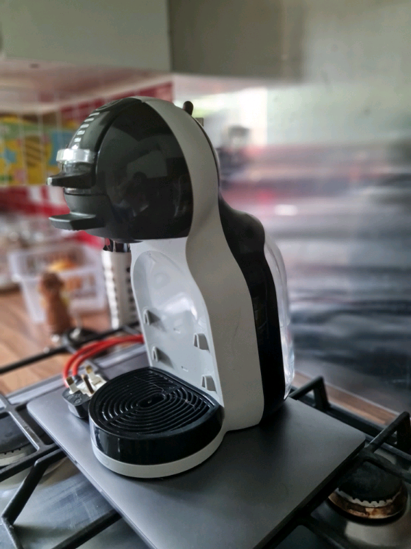 Dolce Gusto Mini Me Coffee Machine | in 